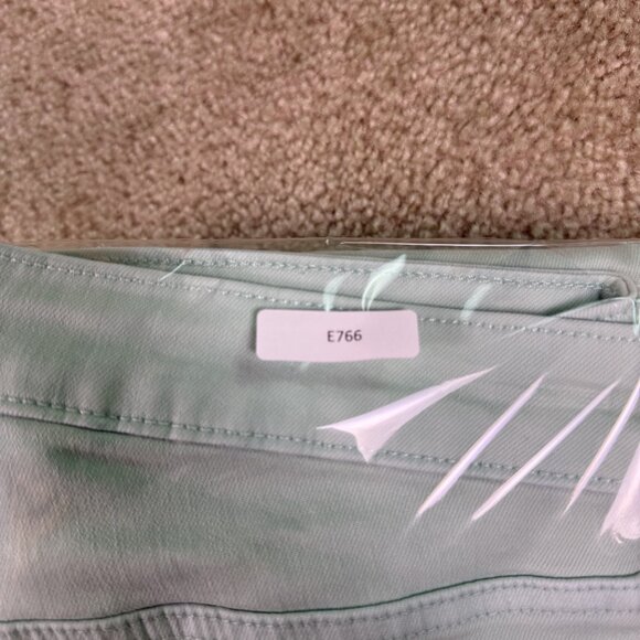 Old Navy Womens Size 6 Rockstar Skinny Mid Rise Green Denim Jeans 28x29 E766 - Picture 14 of 14